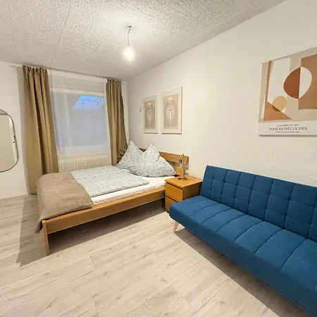 Apartment 140qm - 4 Zimmer- Parkplatz - Autobahn - Blauer - Mallibase *
