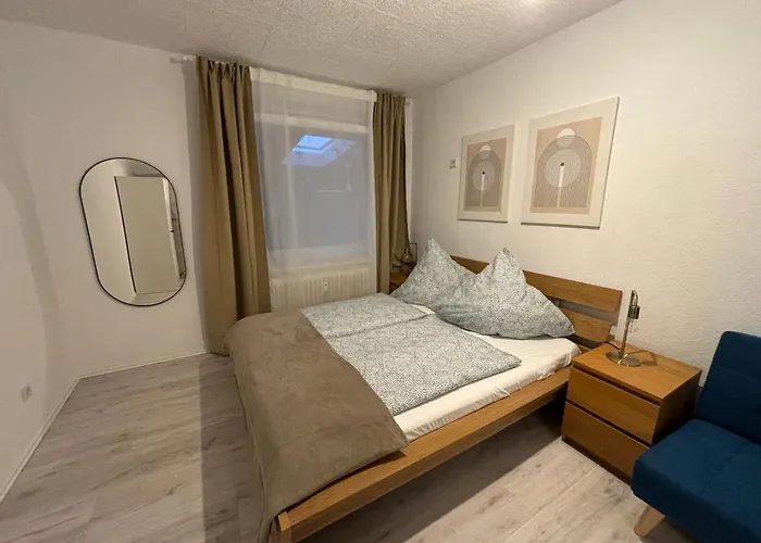 140qm - 4 Zimmer- Parkplatz - Autobahn - Blauer - Mallibase Appartement *