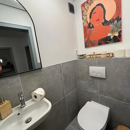 140qm - 4 Zimmer- Parkplatz - Autobahn - Blauer - Mallibase Apartment *