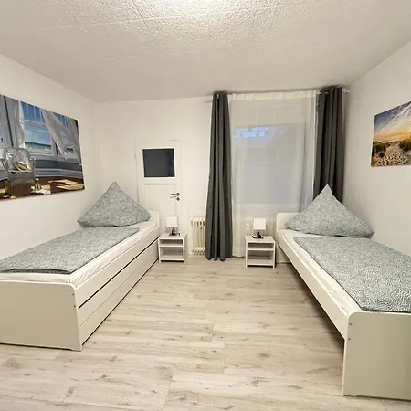 Apartment 140qm - 4 Zimmer- Parkplatz - Autobahn - Blauer - Mallibase *