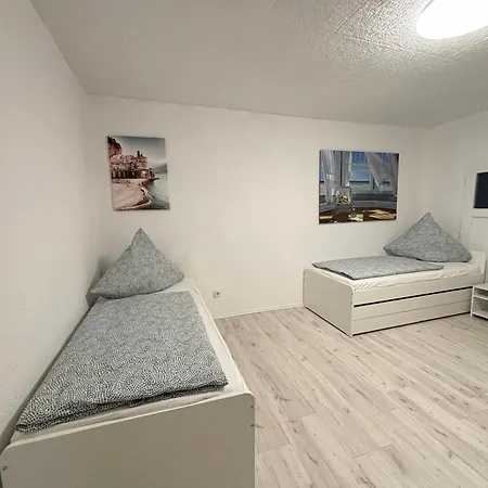 140qm - 4 Zimmer- Parkplatz - Autobahn - Blauer - Mallibase * Garbsen